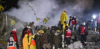 Bir İmtihan Vesilesi Yardımseverlik